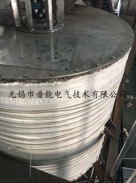 反應(yīng)釜外.png 反應(yīng)釜外.png
